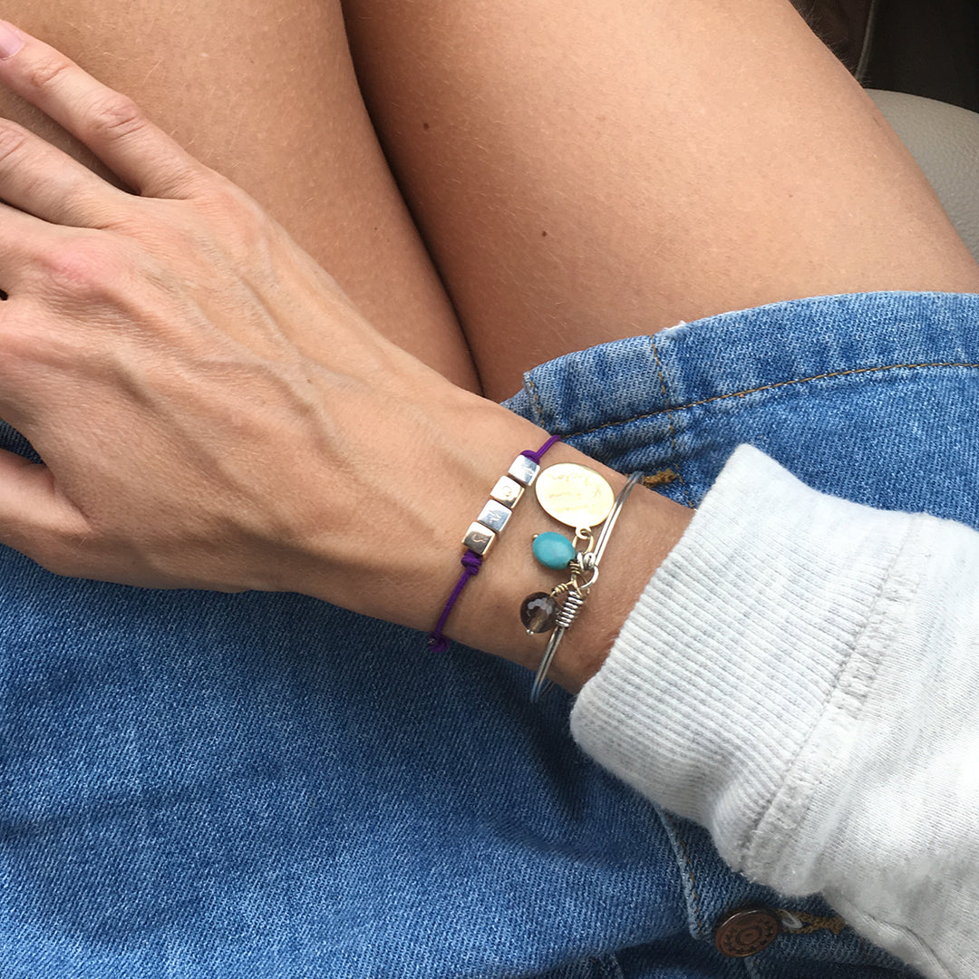 Pulsera Cubitos plata y oro cordón 2mm violeta y Aro muelle Nina redondo con turquesa y cuarzo ahumado Personalizado HOPS regalo para mujeres y adolescentes