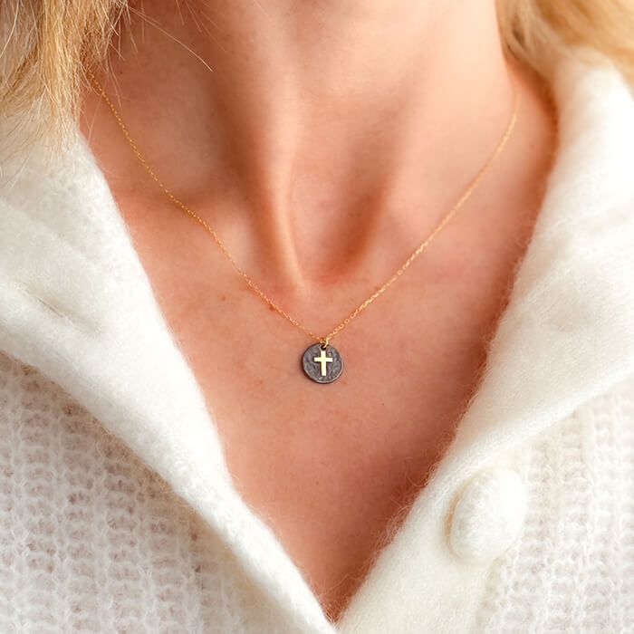 Collar religioso Cruz fondo plata oscuro regalo para mujeres o adolescentes Personalizado HOPS