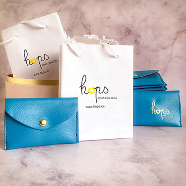Envoltorio de regalo gratuito HOPS