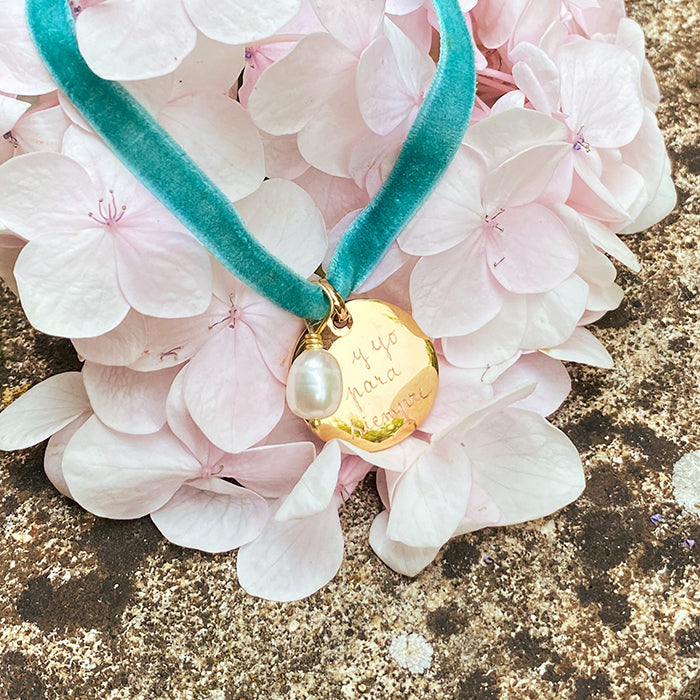 Medalla Personalizada para Ramo de Novia 2cm oro con perla HOPS