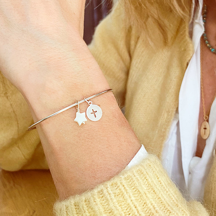Pulsera Aro oro con Cruz calada pequeña con estrellita nácar Personalizado HOPS regalo para mujeres y adolescentes