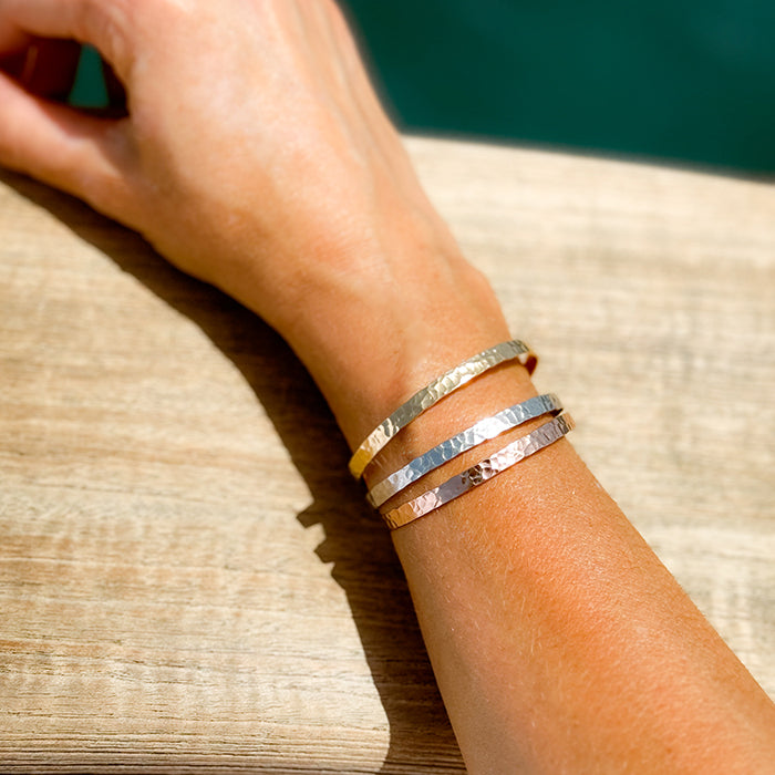 Pulsera Personalizado Aro Martillado oro amarillo, plata, oro rosa HOPS regalo para mujeres san valentin