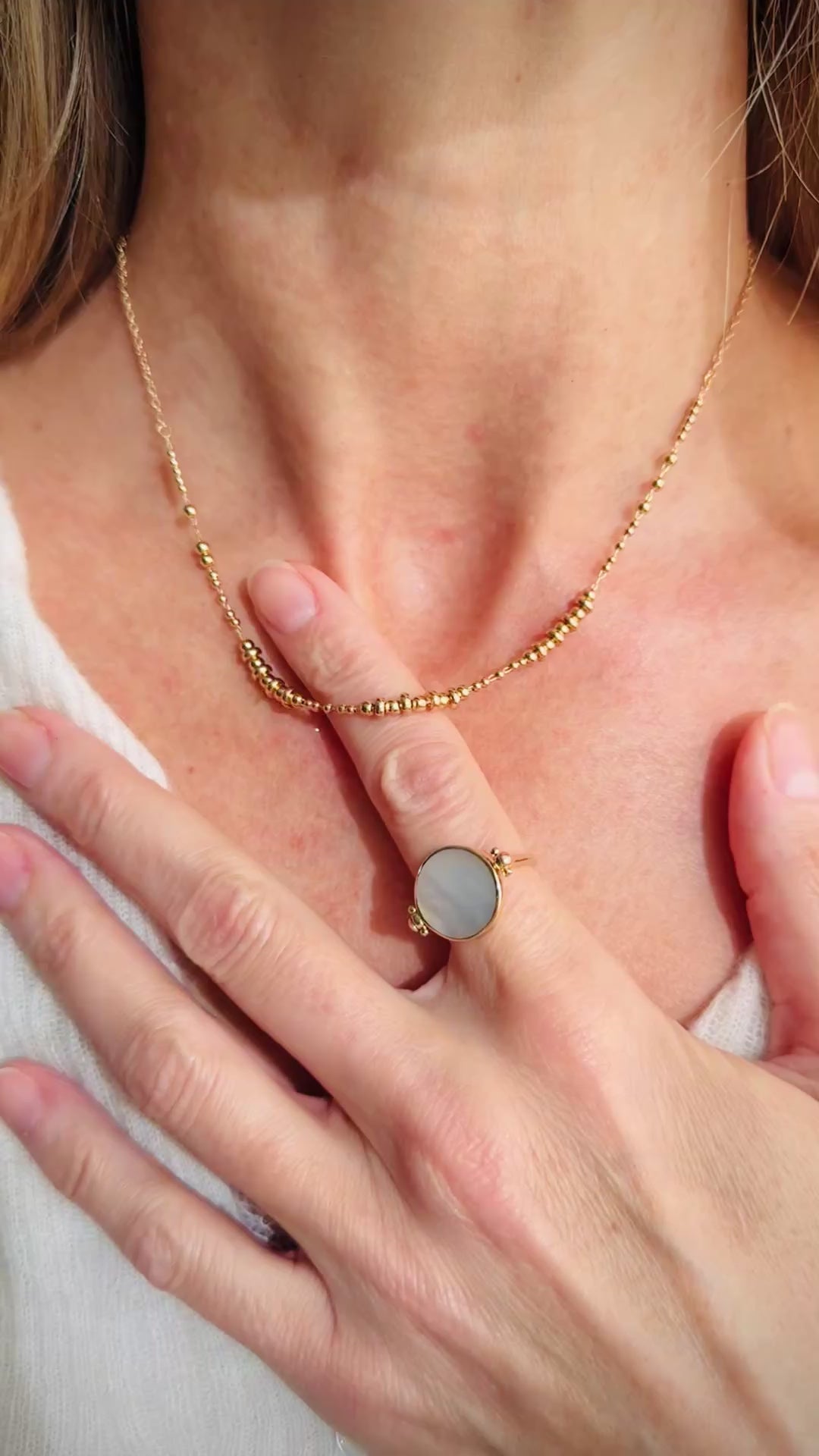 Colla cuentas de oro